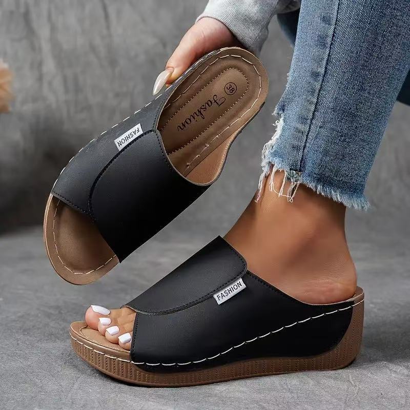 🔥 2025 Women's leisure mules with wedge heel 💥 60% off! 🎉Stylish casual fashion, comfortable and elegant, the perfect compliment for any occasion.