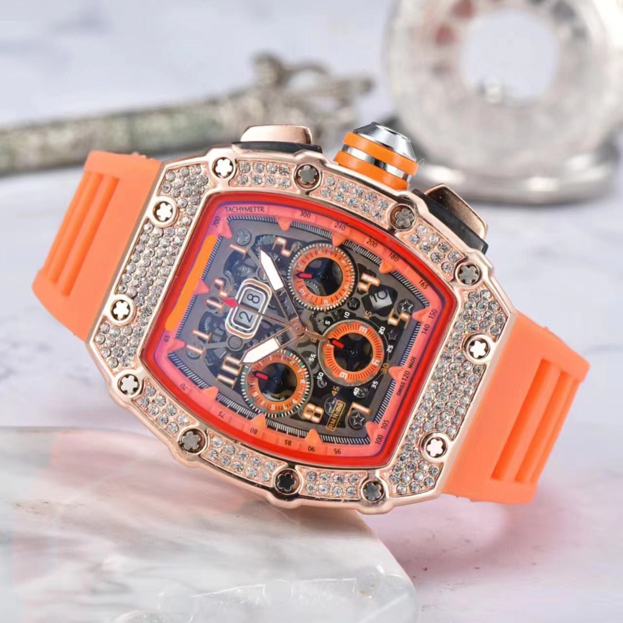 Men's Luxury barrel-shaped watch Rhinestone Embellished Watch