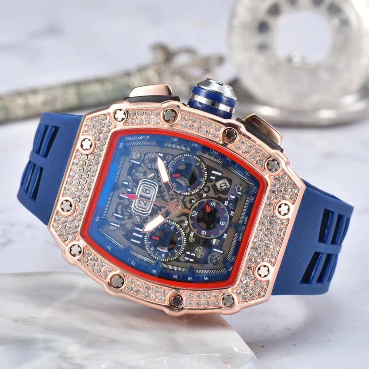 Men's Luxury barrel-shaped watch Rhinestone Embellished Watch