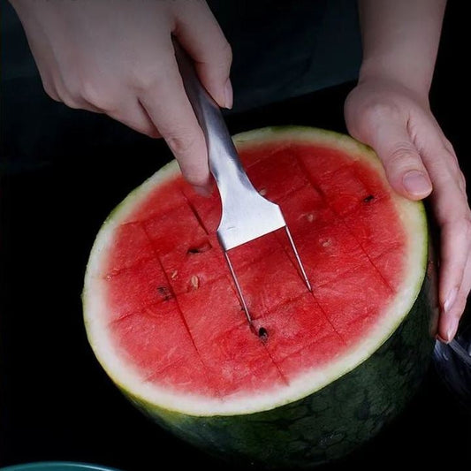 🍴🍉Stainless steel watermelon fork, makes cutting fruit easy and fun!