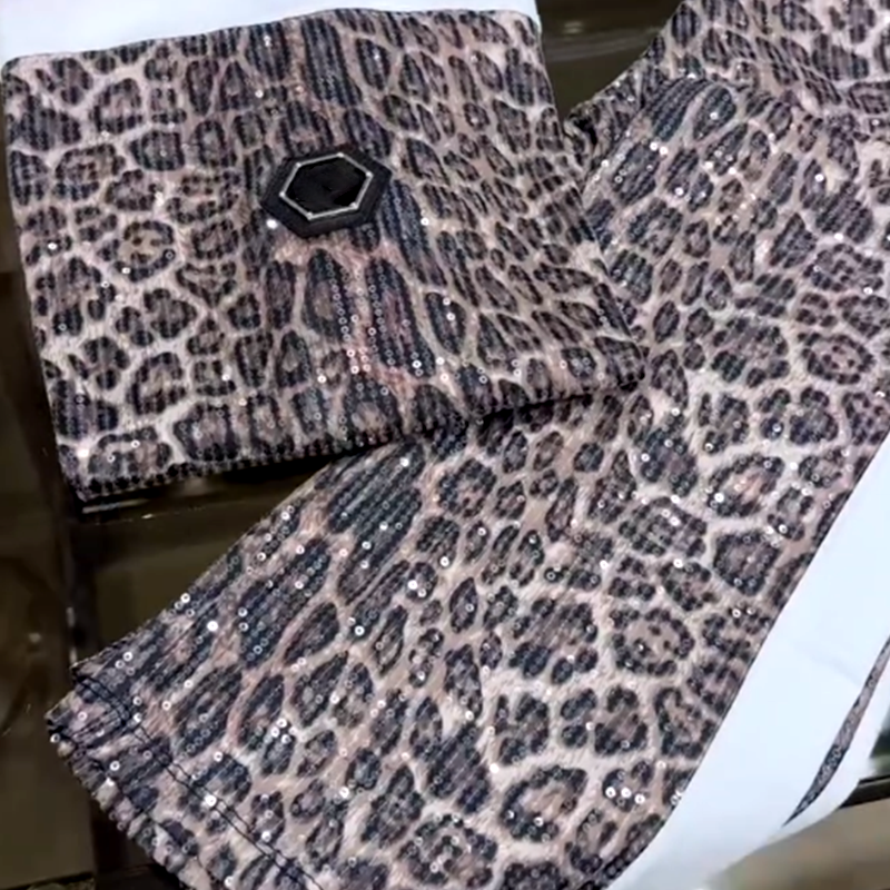 🎁2025 Limited Edition✨Women's Fashion Leopard Pattern Comfortable Loose Fit 2-Piece Set