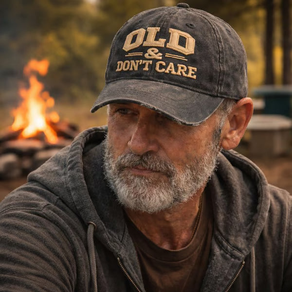 ✨🔥Funny "OLD & DON'T CARE" Cap-Unisex Adjustable Retro Slogan Baseball Cap🧢