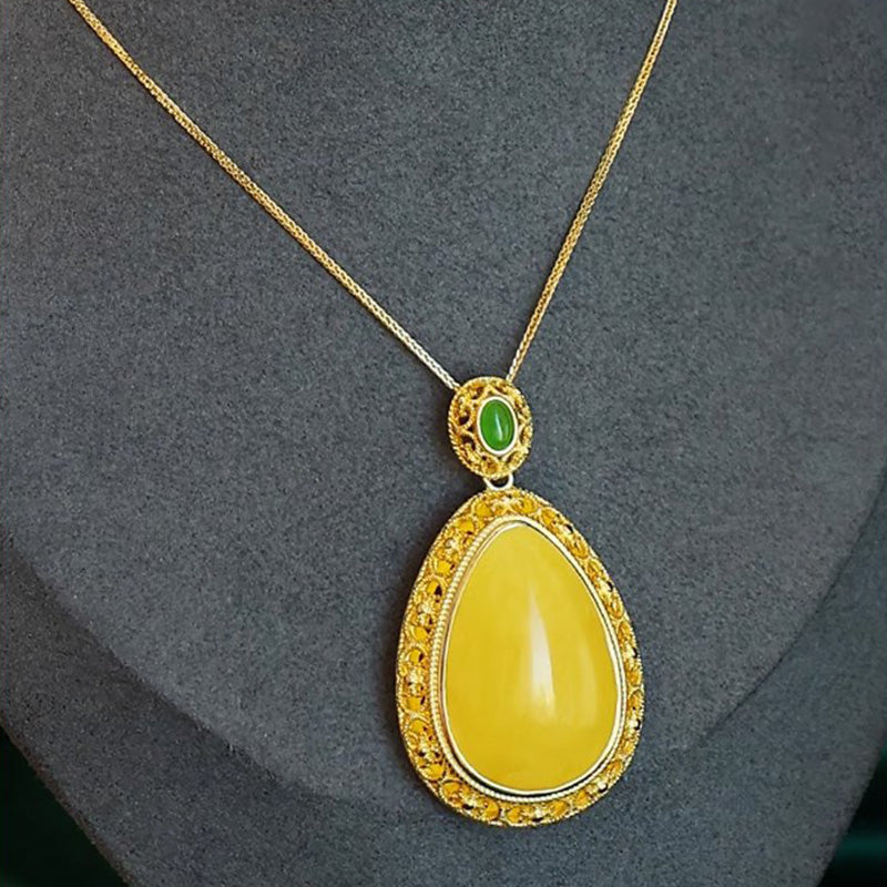 🍀Lucky Flower Pendant Necklace - Elegant & Eye-Catching💎
