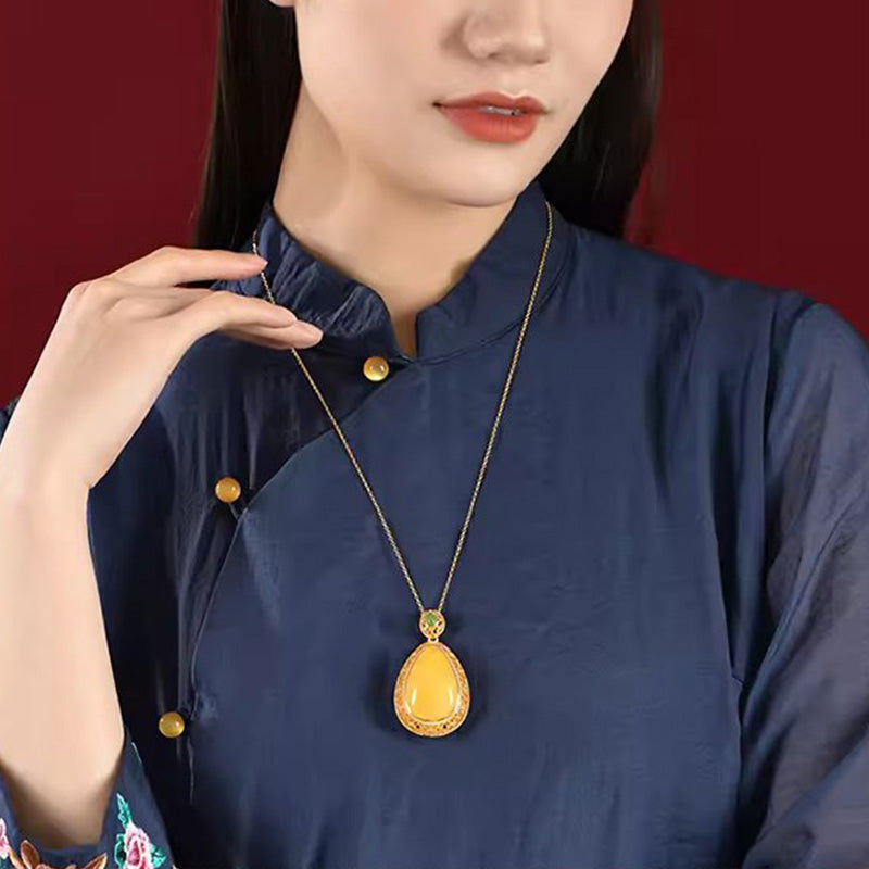 🍀Lucky Flower Pendant Necklace - Elegant & Eye-Catching💎
