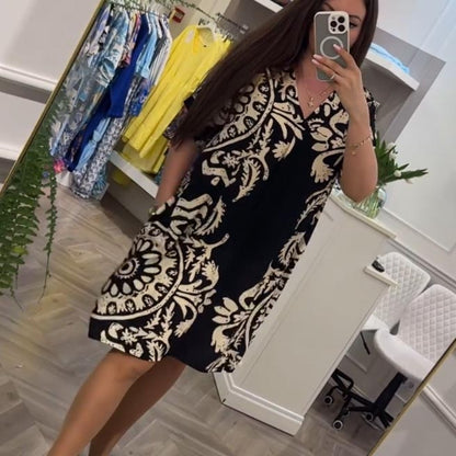 Women’s Casual Printed V-neck Dress with Pocket