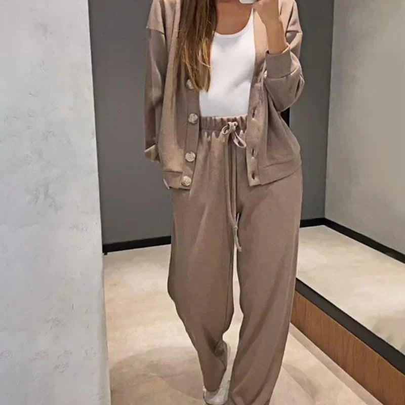 ✨Hot Sale 50% Off✨Women's Knitted Buttoned Jacket and Pants Two-piece Set