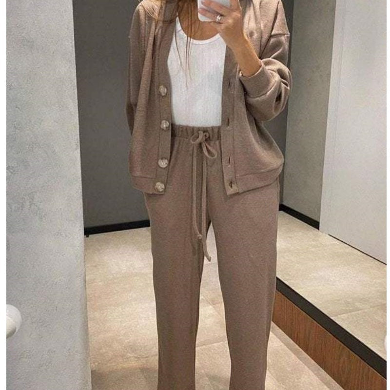 ✨Hot Sale 50% Off✨Women's Knitted Buttoned Jacket and Pants Two-piece Set