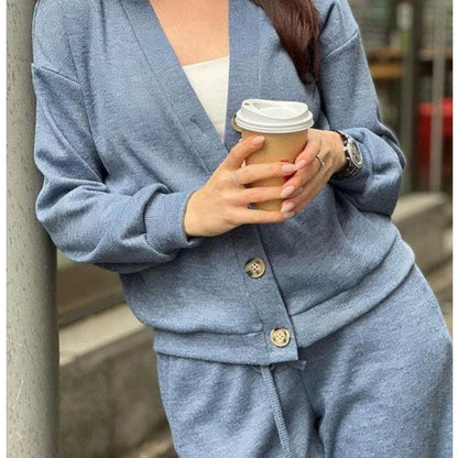 ✨Hot Sale 50% Off✨Women's Knitted Buttoned Jacket and Pants Two-piece Set