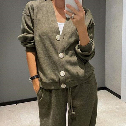 ✨Hot Sale 50% Off✨Women's Knitted Buttoned Jacket and Pants Two-piece Set