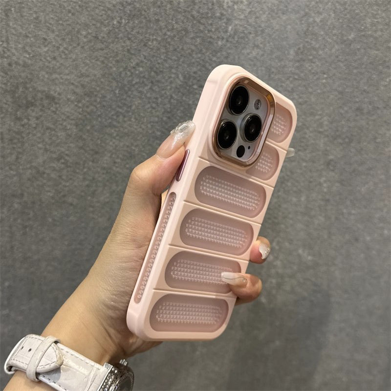 💥( iPhone 16 is coming ! )Limited Time 50% OFF💥Breathable  Phone Case with Cooling Ports for iPhone 16-13 Series