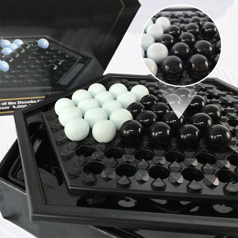 🎁Casual Family Game🔥Black and White Intellectual Chess Board Game Set