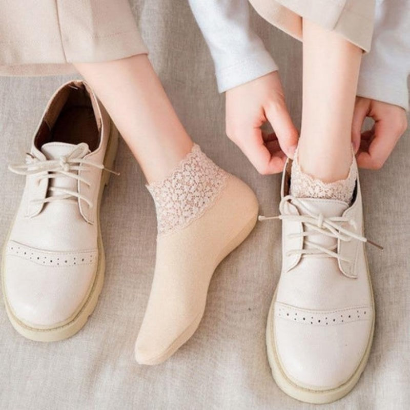 🔥 Spring New Fashion Lace Ankle Socks🌈 (One size fit all)🔥