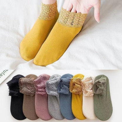 🔥 Spring New Fashion Lace Ankle Socks🌈 (One size fit all)🔥