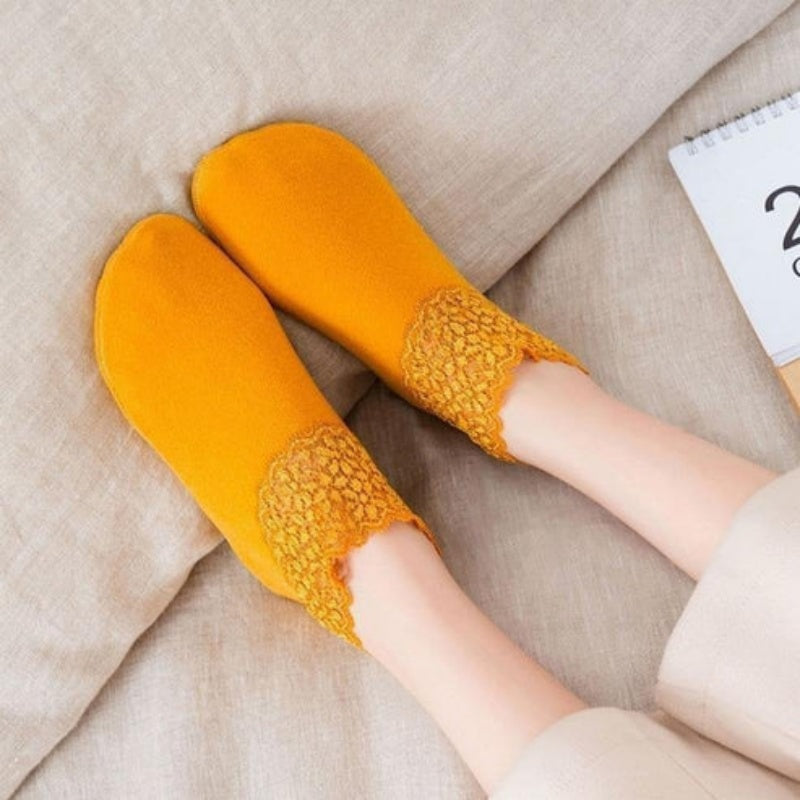 🔥 Spring New Fashion Lace Ankle Socks🌈 (One size fit all)🔥