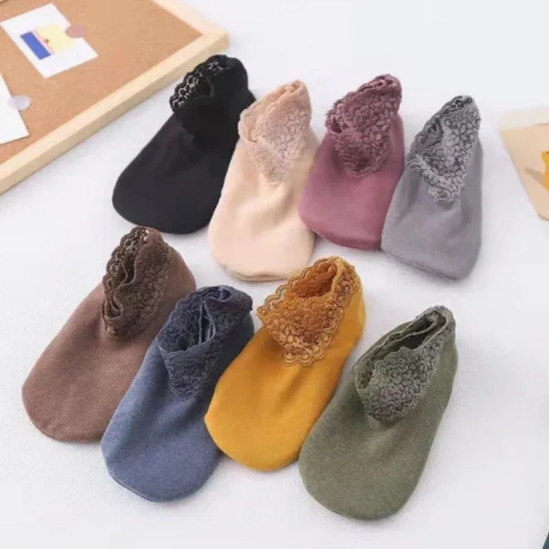 🔥 Spring New Fashion Lace Ankle Socks🌈 (One size fit all)🔥