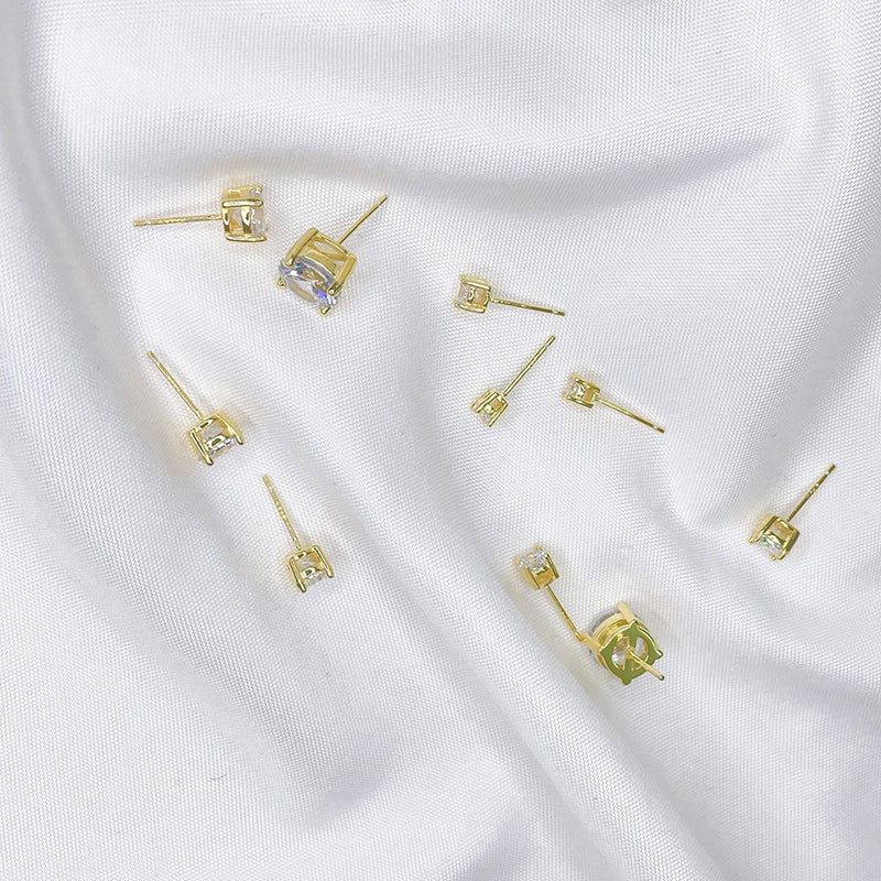 👸Sparkling Moissanite Round Stud Earrings（50% OFF）