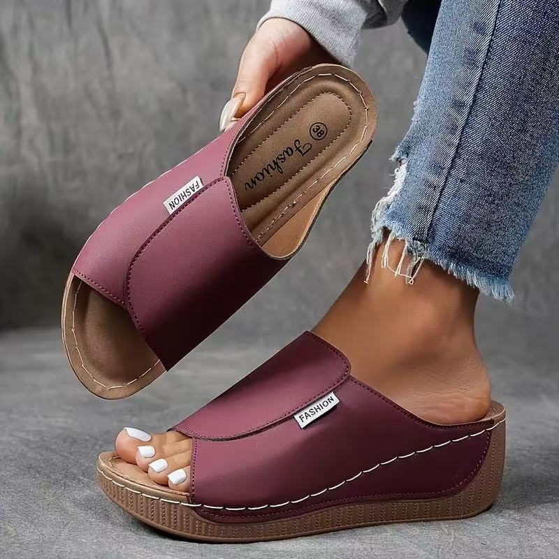🔥 2025 Women's leisure mules with wedge heel 💥 60% off! 🎉Stylish casual fashion, comfortable and elegant, the perfect compliment for any occasion.
