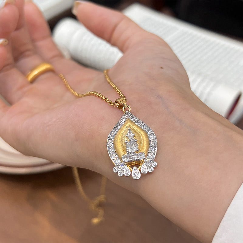 📿2025 Spring New Arrivals🎁😍Retro Style Gold Tower Rhinestone Pendant