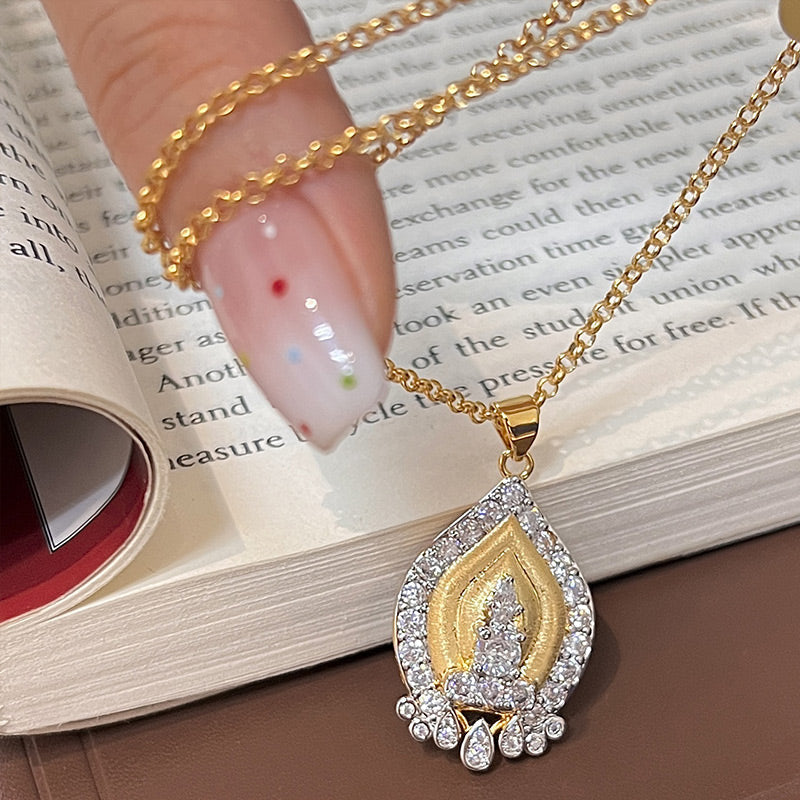📿2025 Spring New Arrivals🎁😍Retro Style Gold Tower Rhinestone Pendant