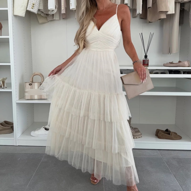 🔥Hot Sale 56% OFF 👗New Style Women’s Elegant Spaghetti Strap Tiered Tulle Maxi Dress🌷 Layered and Ethereal, A Fresh Summer Fashion Choice!