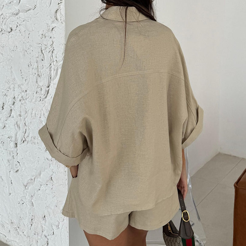 🎁2025 New Arrive - 40% OFF🎁✨ Women's Casual Lapel Top & High-Waisted Shorts Set – Effortless Style & Comfort! 🌸