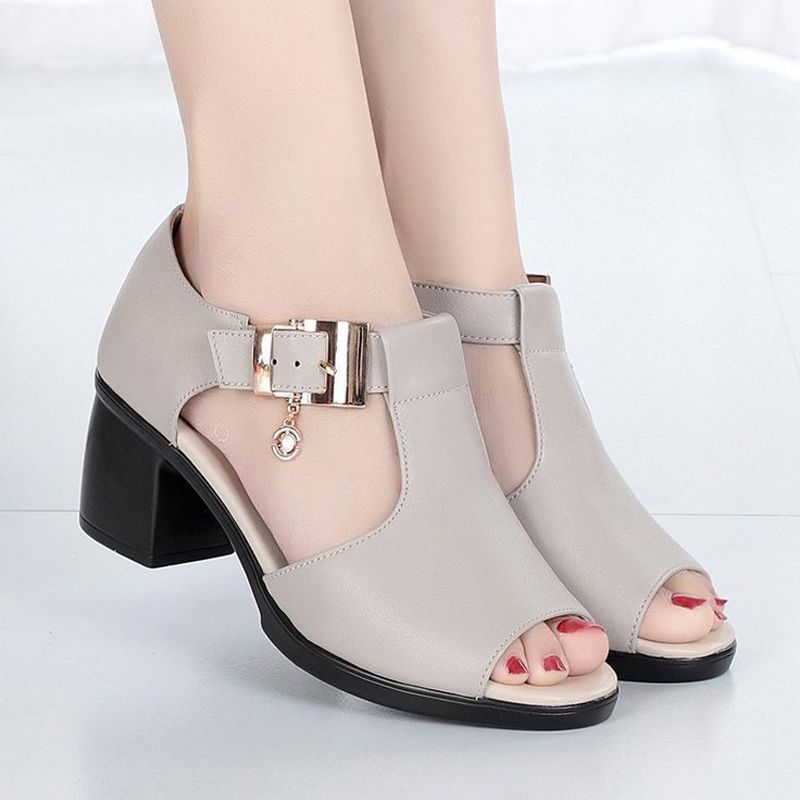 🎉Hot Sale 50% OFF👡Women's All-match Chunky Heel Casual Sandals
