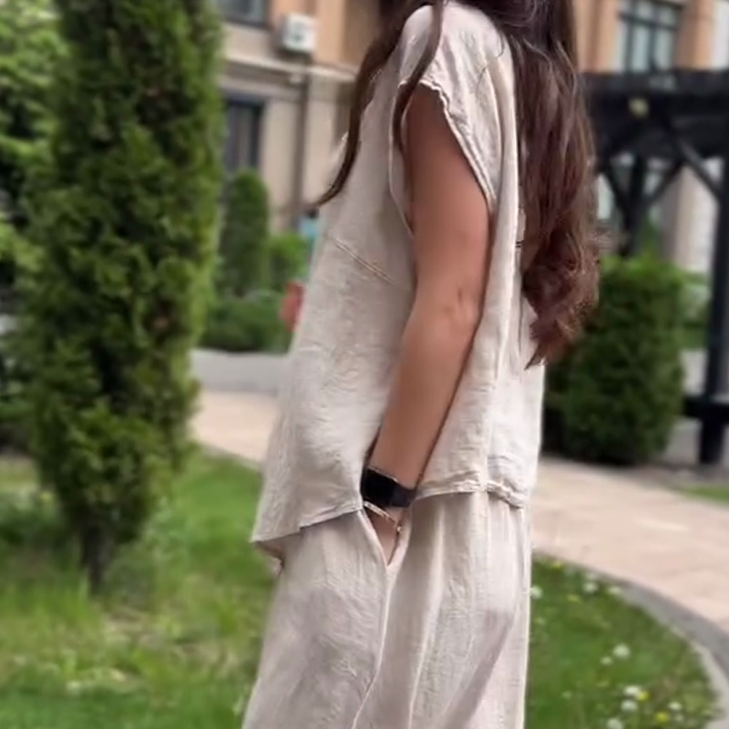 🎊2025 New product Limited-time sale🎊 Loose Solid Color V-Neck Dress with Pleated Front