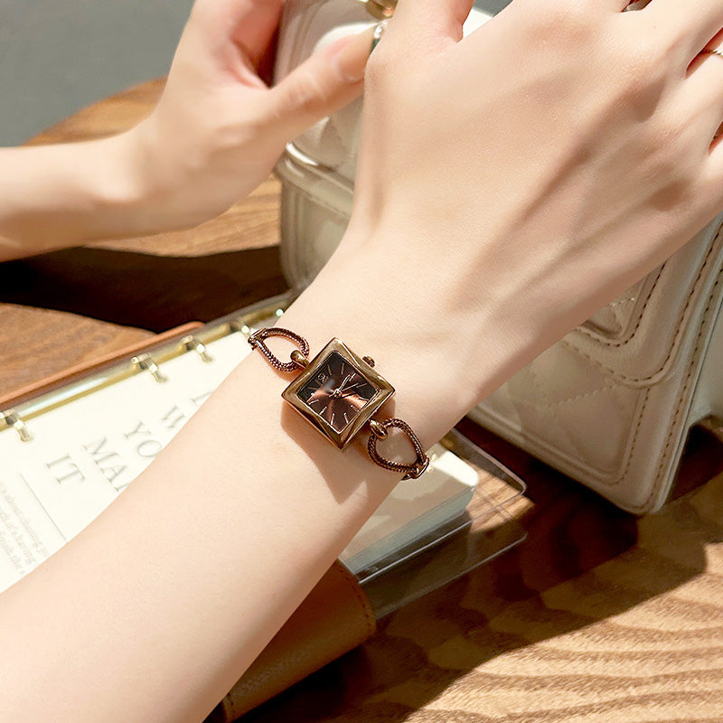 💖Women’s Elegant Minimalist Square Bracelet Watch