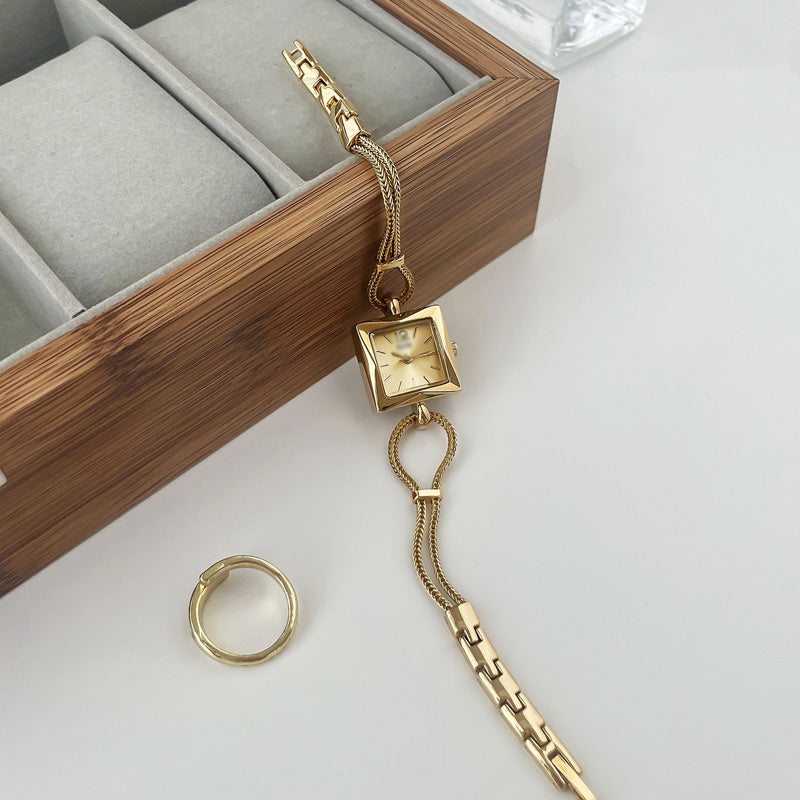 💖Women’s Elegant Minimalist Square Bracelet Watch