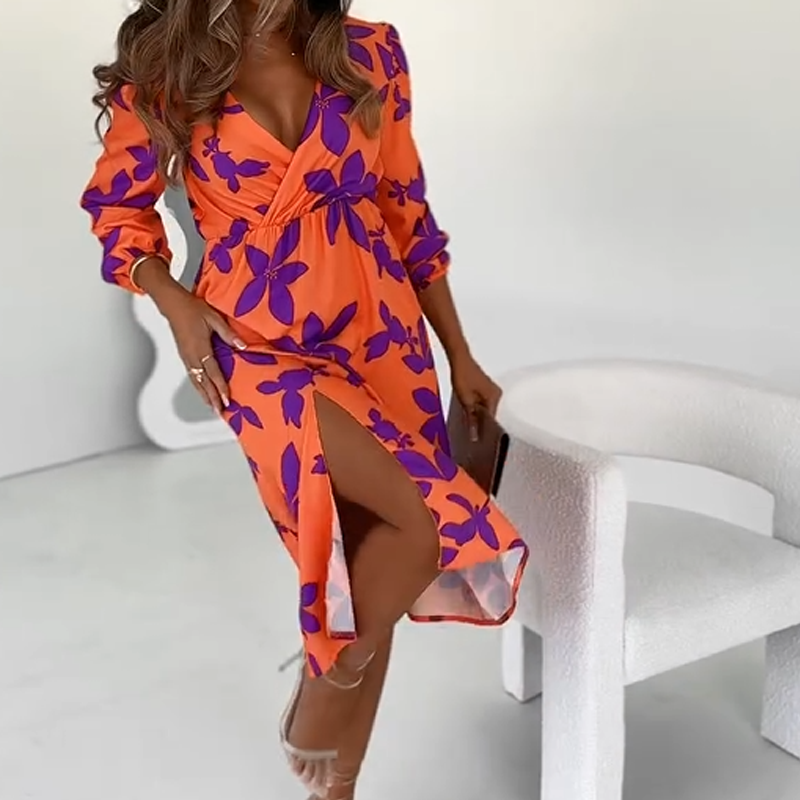 🌸Floral V-Neck Midi Dress - Elegant & Chic👗