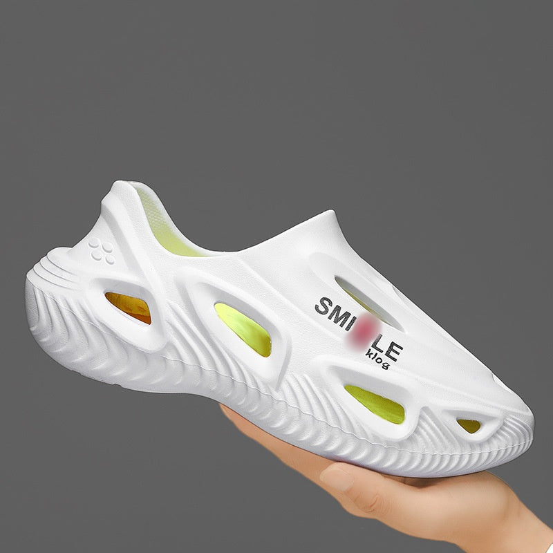 👟Men's Thick Bottom Hollow Outdoor Slippers - Breathable & Durable🌳