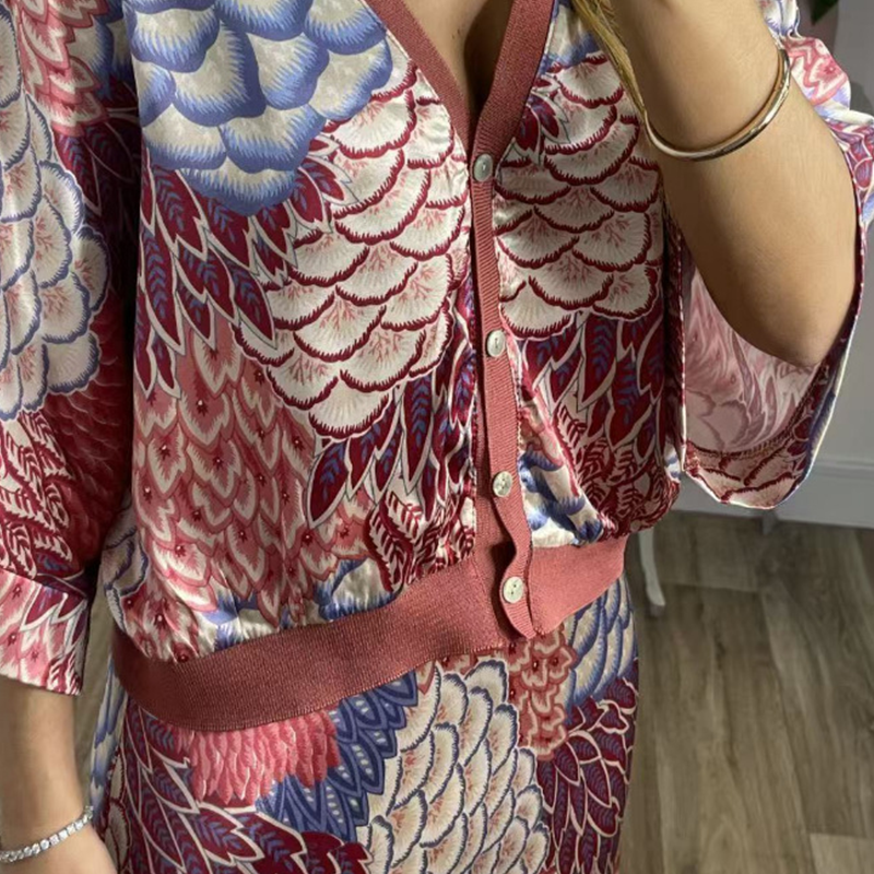 🎊2025 New Product Special Offer 🎊Women's V-Neck Top & Maxi Skirt 2-Piece Set