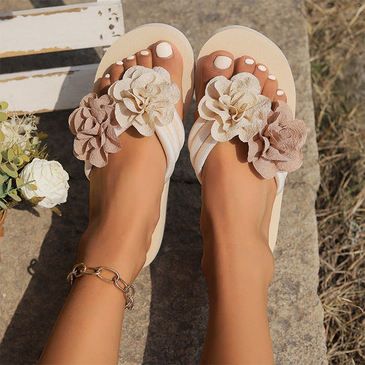 🎉2025 New Products Hot Sale✨Women's Non-Slip Beach Sandals with Floral Details