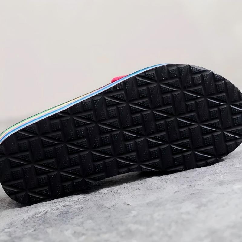 🌈Women's Casual Flip Flop with Rainbow Sole