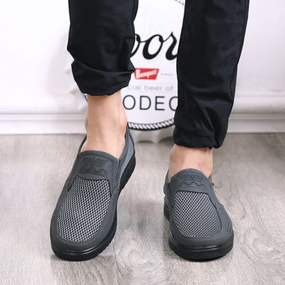 Men’s Casual Lightweight Breathable Mesh Shoes