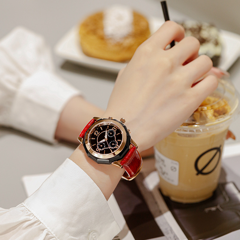 ✨Stylish Waterproof Quartz Watch⌚