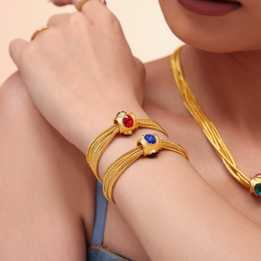 ✨💎Layered Chains Rhinestone-Encrusted Necklace and Bracelet