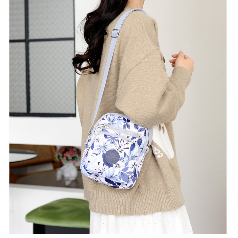 ⏳Time-Limited Special⏰Fashionable Lightweight Bag with Multi-pocket Design