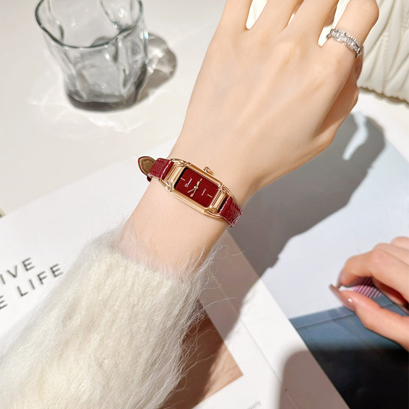 ✨ Women’s Classical & Stylish Quartz Watch⌚️