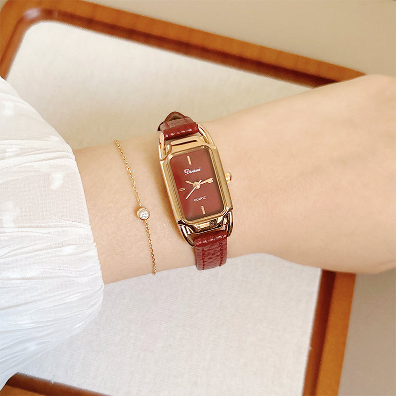 ✨ Women’s Classical & Stylish Quartz Watch⌚️