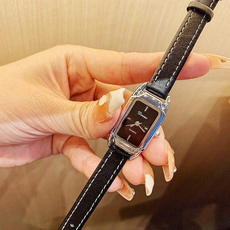 ✨ Women’s Classical & Stylish Quartz Watch⌚️