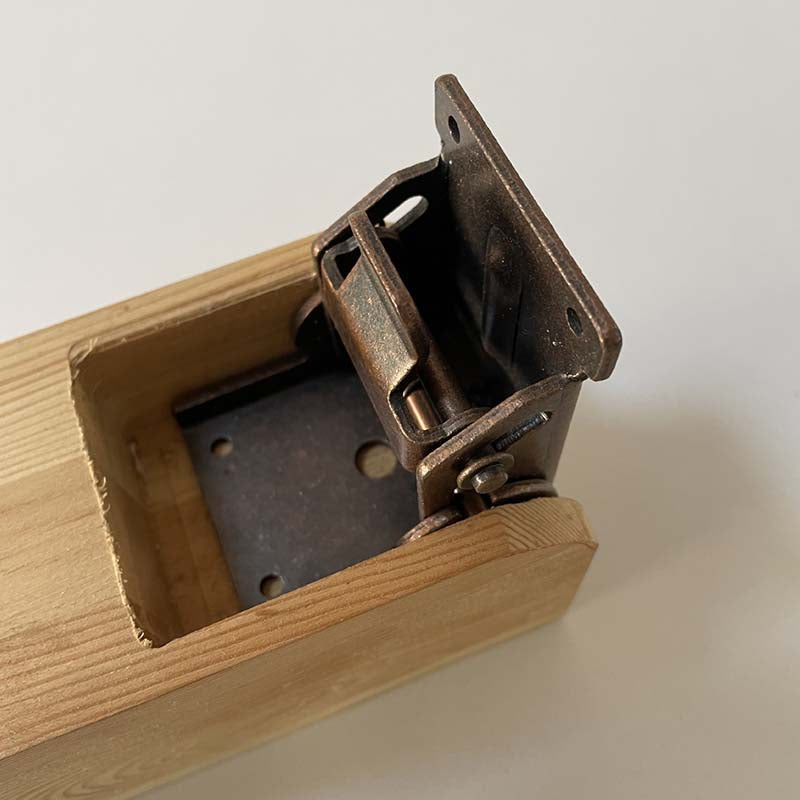 🌲🛠️90 Degrees Self-locking Folding Hinge Anti-corrosion Invisible Connector