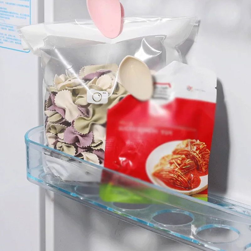 🌸BUY 2 GET 3 FREE🌸Lotus-Shaped Magnetic Food Clip & Fridge Magnet
