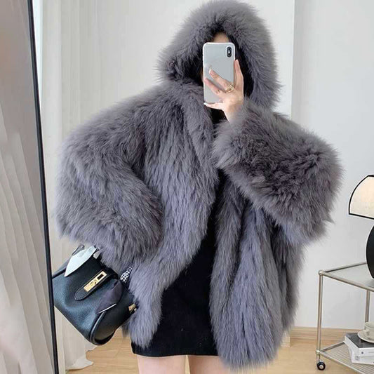 Loose, cozy, warm and washable hooded jacket for women