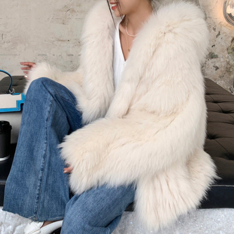 Loose, cozy, warm and washable hooded jacket for women