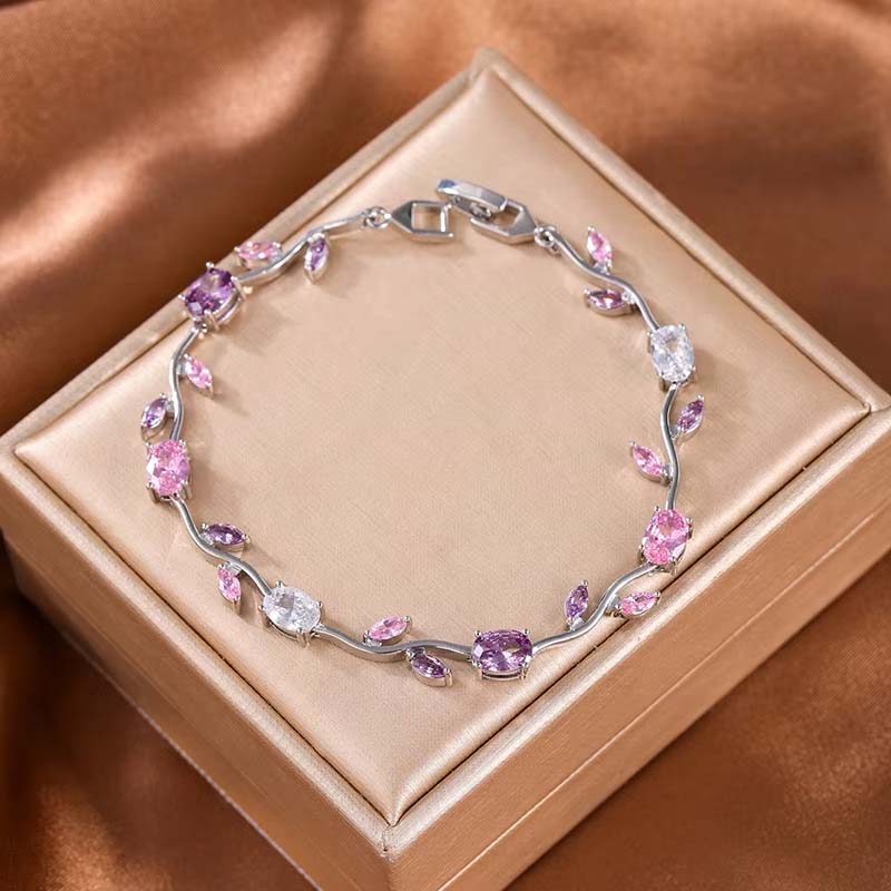 🍀Women's Dainty Leaf Charm Bracelet