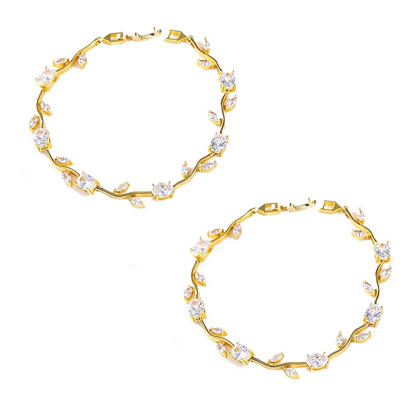 🍀Women's Dainty Leaf Charm Bracelet