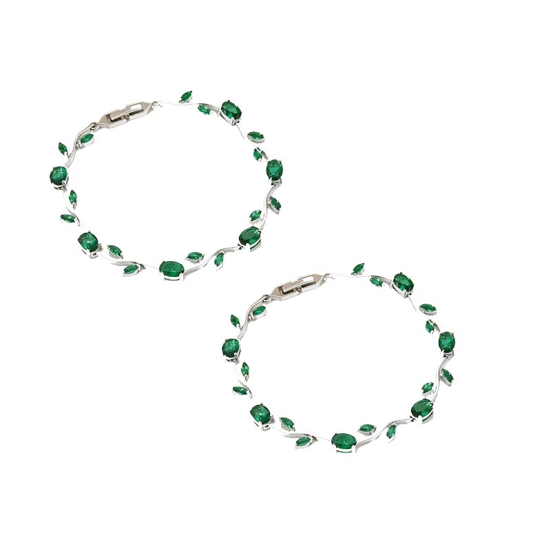 🍀Women's Dainty Leaf Charm Bracelet