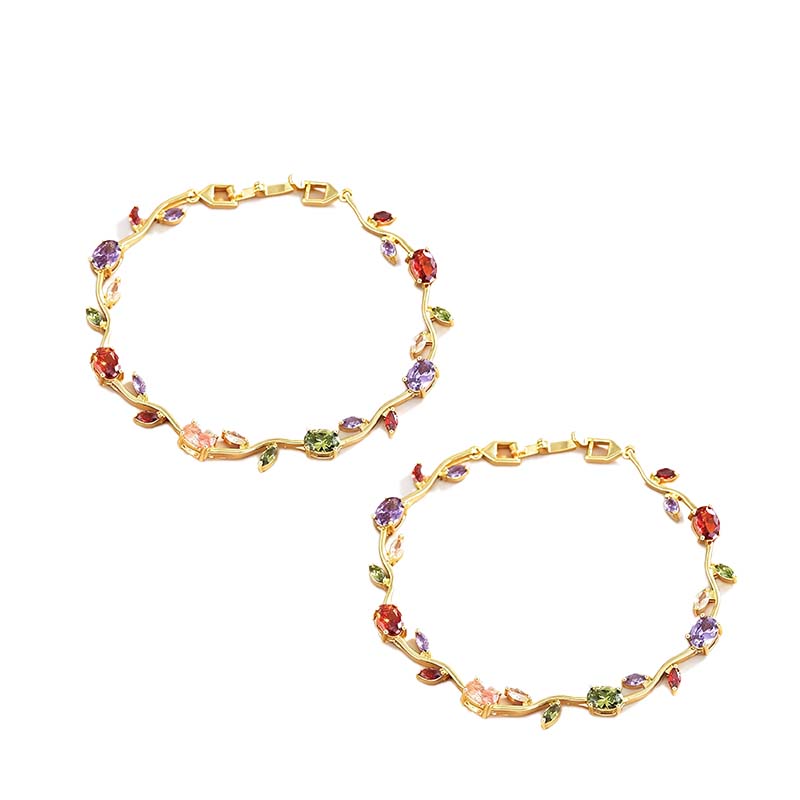 🍀Women's Dainty Leaf Charm Bracelet