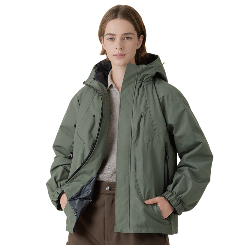 Fashionable Waterproof Windproof Hooded Outdoor Jacket